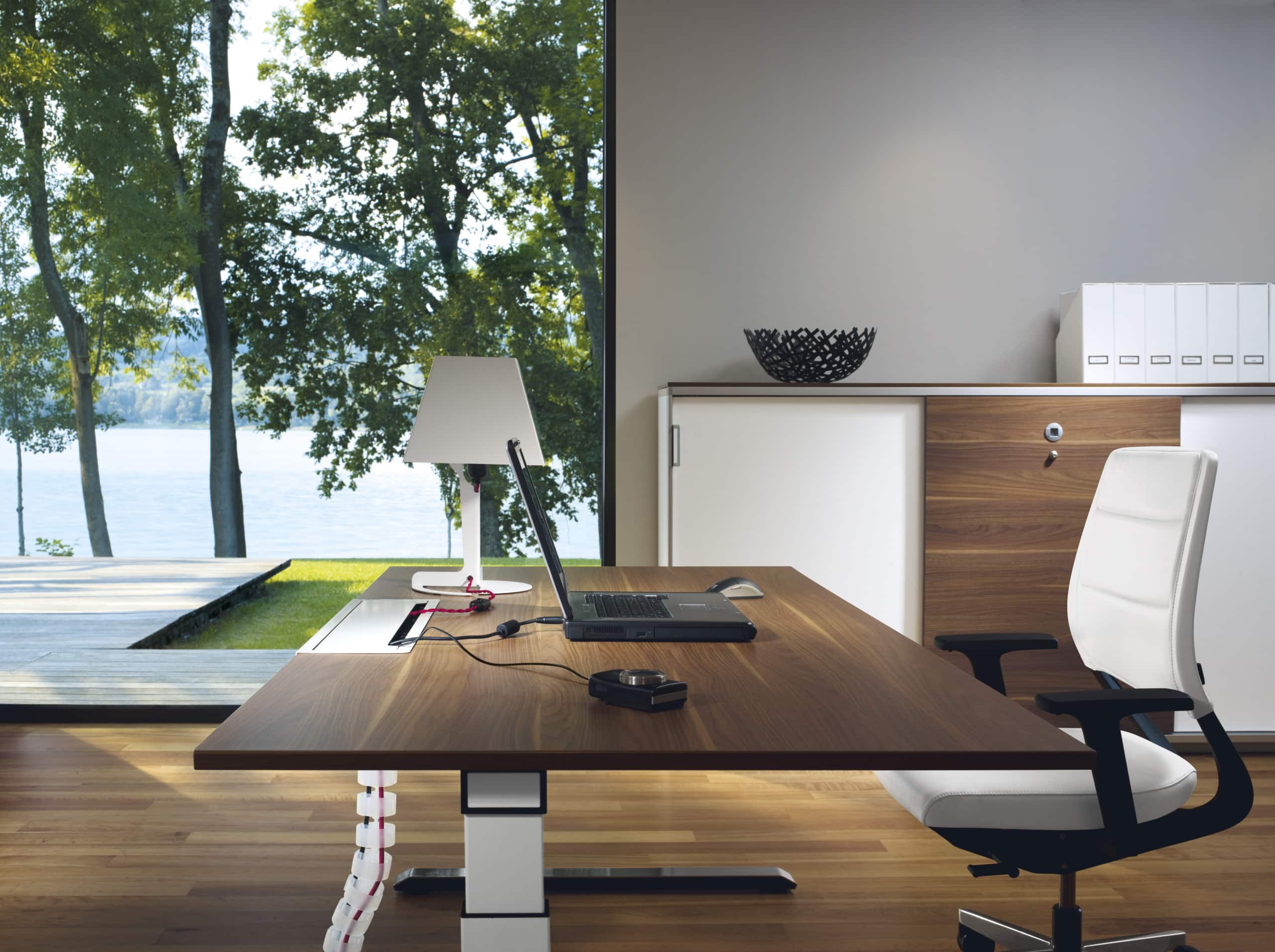 Innovative Konzepte Büroeinrichtung und Arbeitsplatz-Design